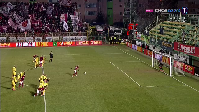Golgheterul Dugandzic a înscris din penalty, dar a ratat la „reluare”! Faza care îi putea aduce victoria Rapidului _12