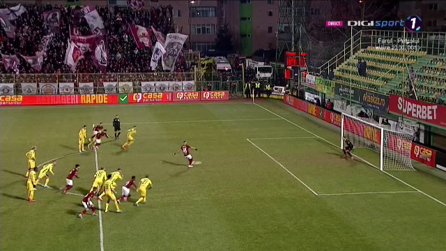 Golgheterul Dugandzic a înscris din penalty, dar a ratat la „reluare”! Faza care îi putea aduce victoria Rapidului _14