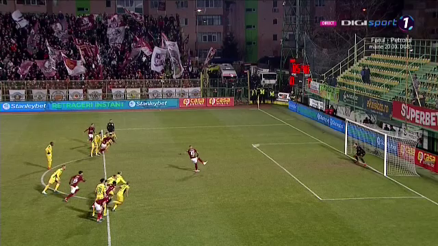 Golgheterul Dugandzic a înscris din penalty, dar a ratat la „reluare”! Faza care îi putea aduce victoria Rapidului _39
