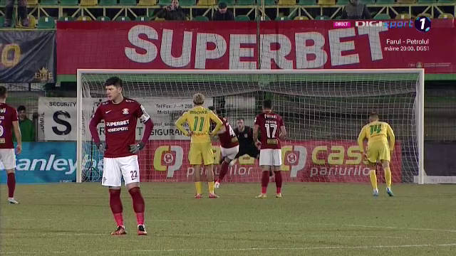 Golgheterul Dugandzic a înscris din penalty, dar a ratat la „reluare”! Faza care îi putea aduce victoria Rapidului _41