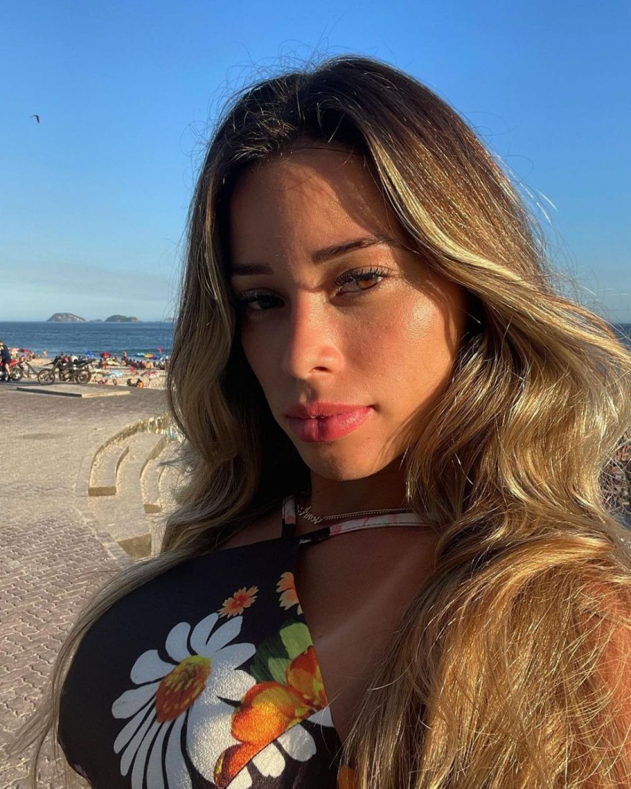 Soția i-a cerut divorțul după 24 de zile, iar acum a răbufnit după ce a aflat că a sărbătorit cu un model: „Nu voi uita niciodată! La mulți ani, idiotule!” _2