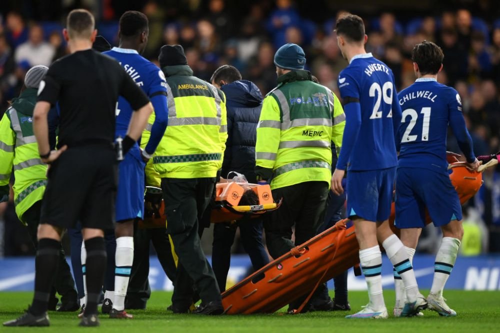Chelsea, învinsă pe teren propriu de ultima clasată! Căpitanul londonezilor, scos pe targă după o intrare horror! Care e starea sa _2