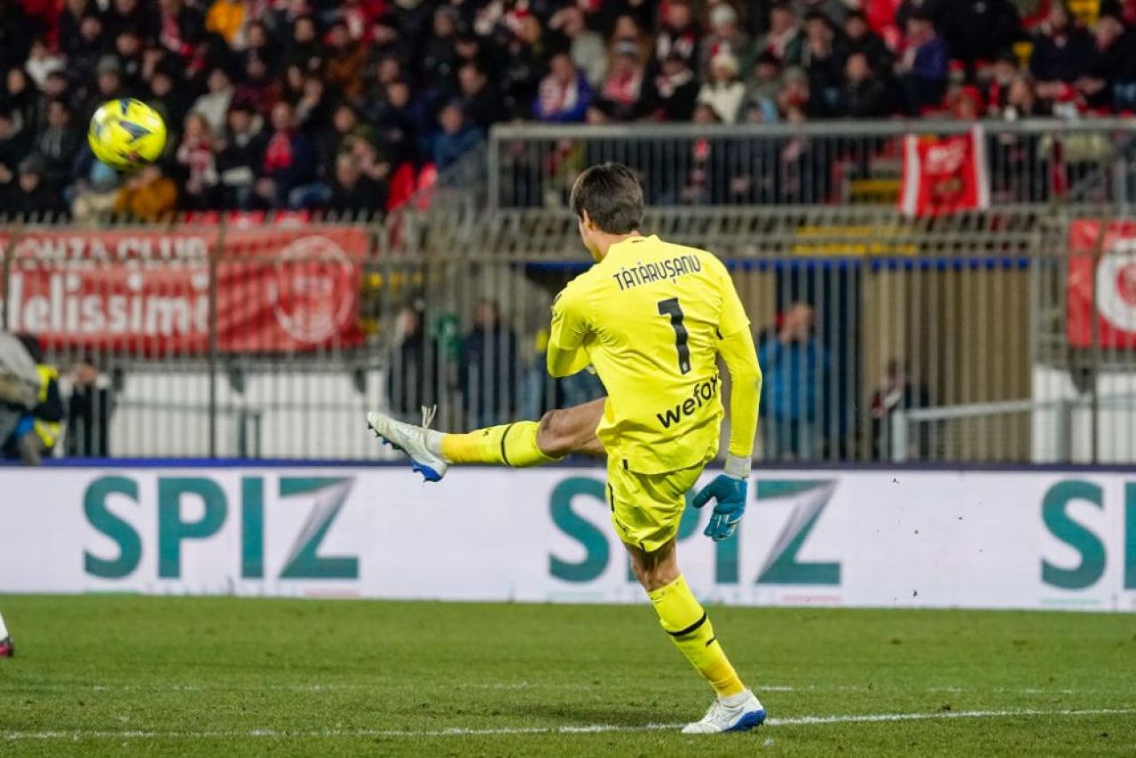 „Răzbunarea lui Tătărușanu! Tăcutul s-a ridicat cu aceeași aură!” Ce scrie Gazzetta dello Sport despre portarul român _2