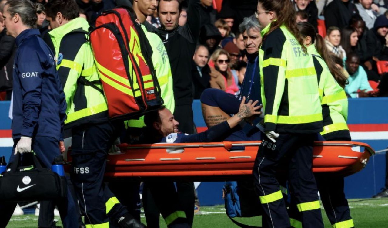 Verdictul medicilor după accidentarea îngrozitoare a lui Neymar_1