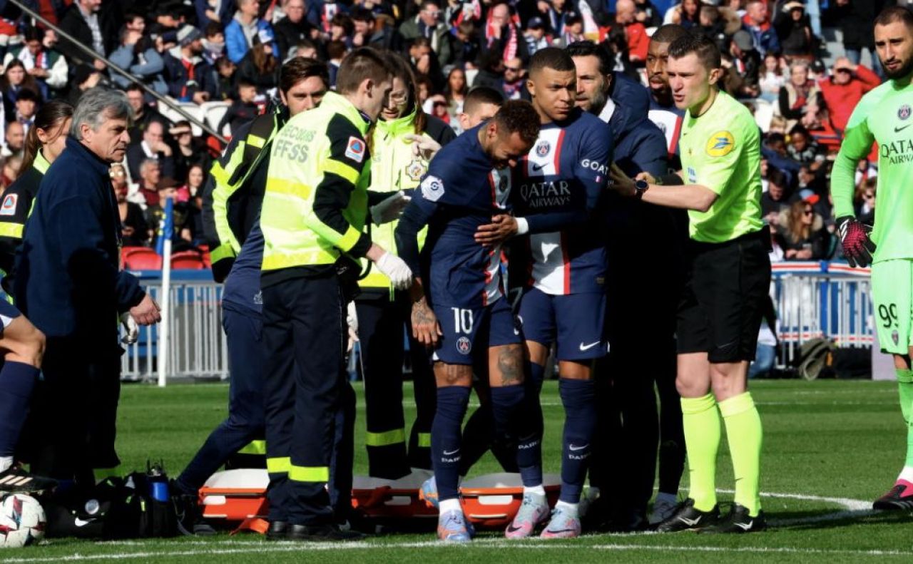 Verdictul medicilor după accidentarea îngrozitoare a lui Neymar_4