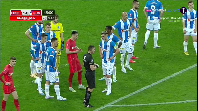 Fază uluitoare în FCSB - Universitatea Craiova! Arbitrul a dictat o eliminare, apoi a întors faza_4