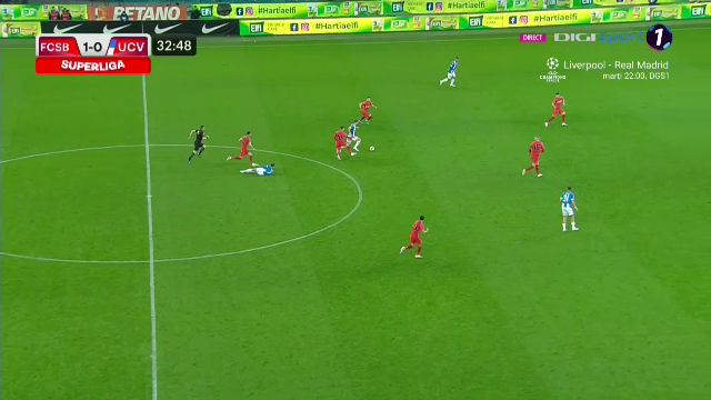 Tavi Popescu, iertat de un cartonaș roșu? A comis două faulturi în aceeași fază. Ce semn i-a făcut arbitrul_4