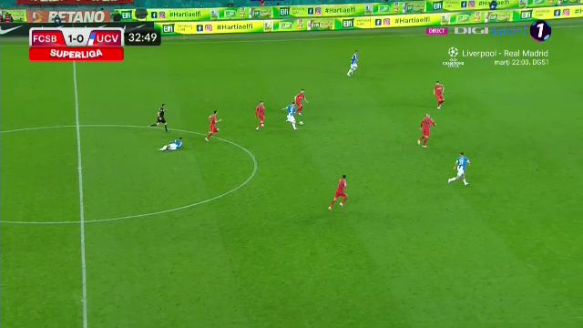 Tavi Popescu, iertat de un cartonaș roșu? A comis două faulturi în aceeași fază. Ce semn i-a făcut arbitrul_7