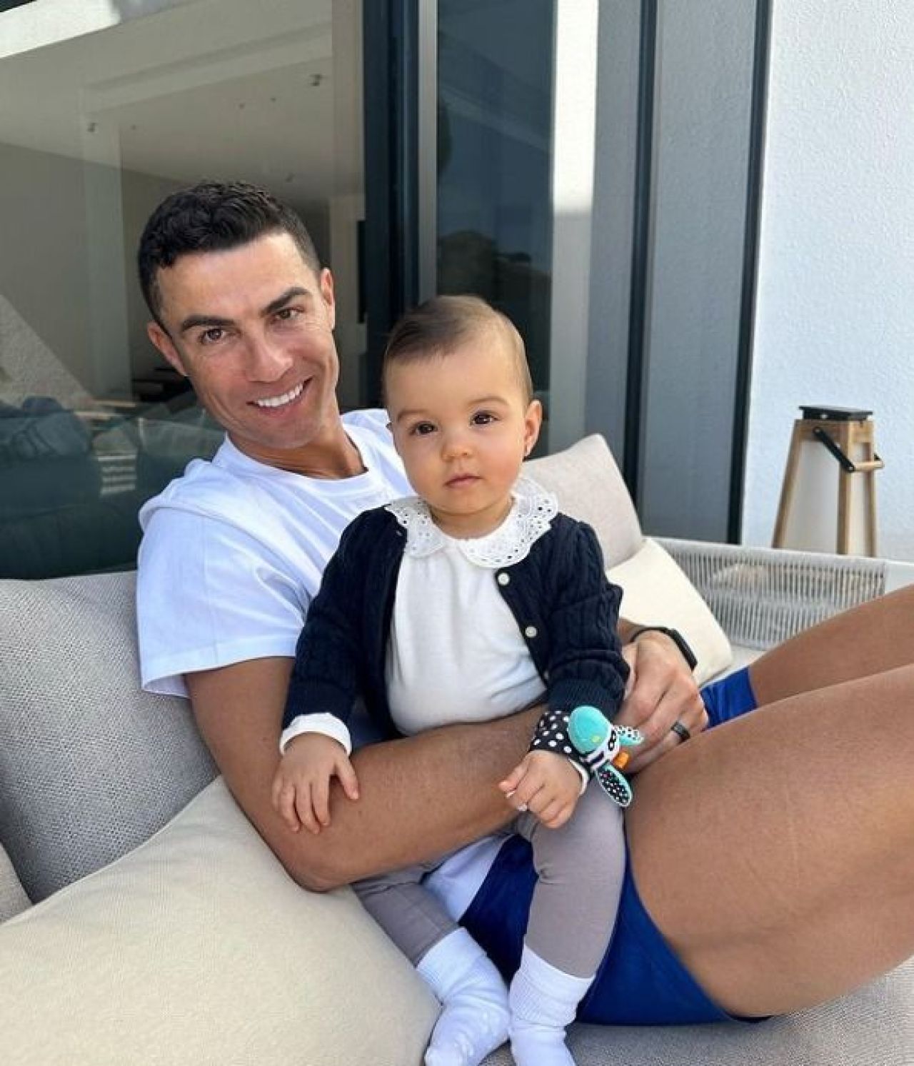Ronaldo a plătit nota de 250.000 de euro la hotel și s-a mutat cu chirie. Unde locuiește acum starul portughez_5