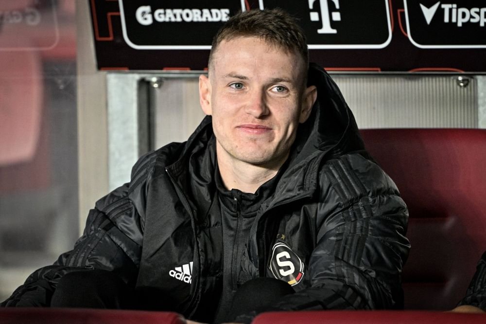 Ce s-a întâmplat la primul meci cu fotbalistul care a anunțat că este homosexual_4