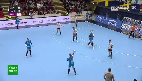 Neagu a dat semnalul revenirii! CSM București - Rapid 13-14, la pauză