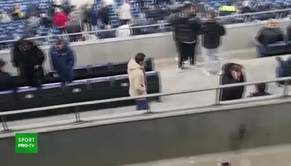 Nicolae Dică și Adrian Mititelu, înainte de FCU Craiova - FC Voluntari (20.02.2023)