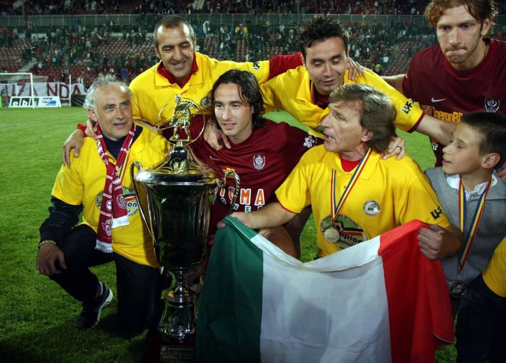 Antrenorul care a câștigat ”tripla” campionat-Cupă-Supercupă cu CFR Cluj și-a găsit echipă în Italia!_2