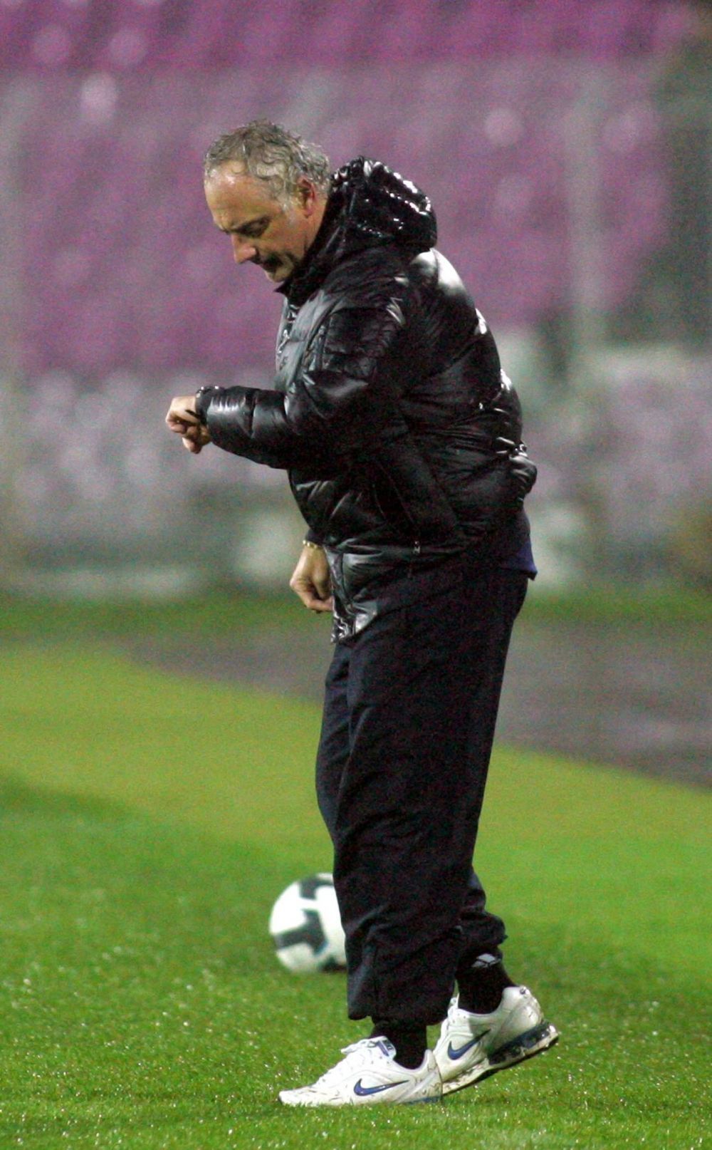 Antrenorul care a câștigat ”tripla” campionat-Cupă-Supercupă cu CFR Cluj și-a găsit echipă în Italia!_3