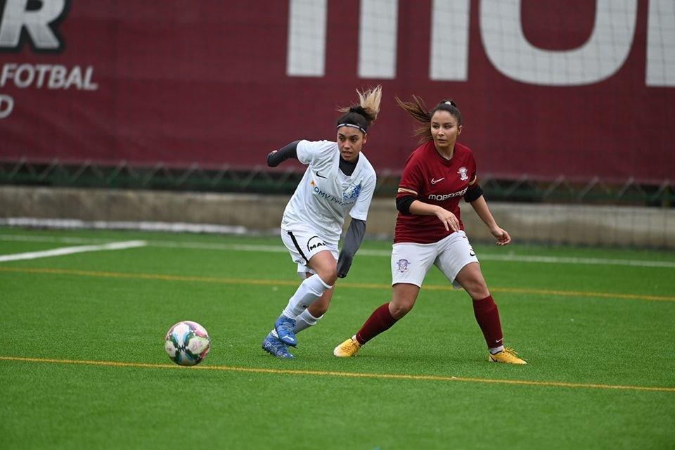 Numai portarul lui Gică Hagi n-a dat gol! Rapid București - Farul Constanța la fotbal feminin s-a terminat 2-15_4