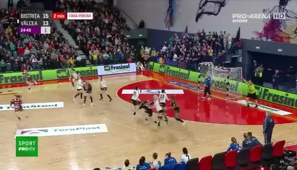 Gloria Bistrița-Năsăud - SCM Râmnicu Vâlcea: repriza întâi, ultimele cinci minute