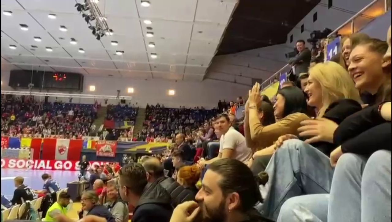 Cristina Neagu a început să râdă când a auzit ce scandează fanii lui Dinamo_1