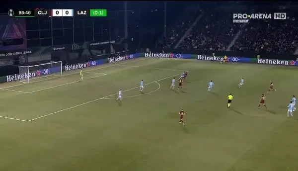 Yeboah ratează o ocazie uriașă de gol &icirc;n CFR - Lazio (Pro Arena VOYO)
