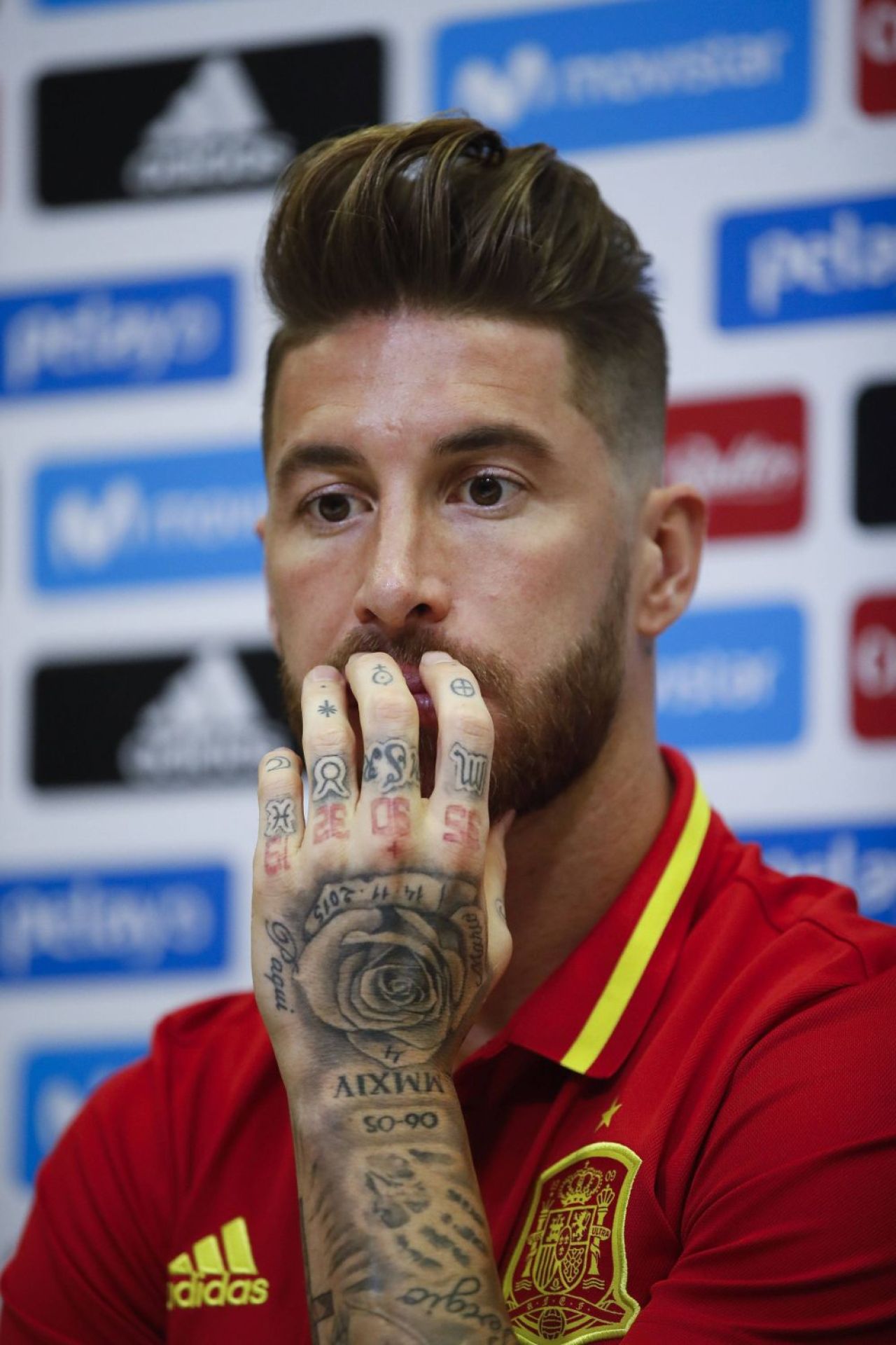 Sergio Ramos s-a retras din națională. Imagini de colecție cu fostul căpitan al Spaniei_25