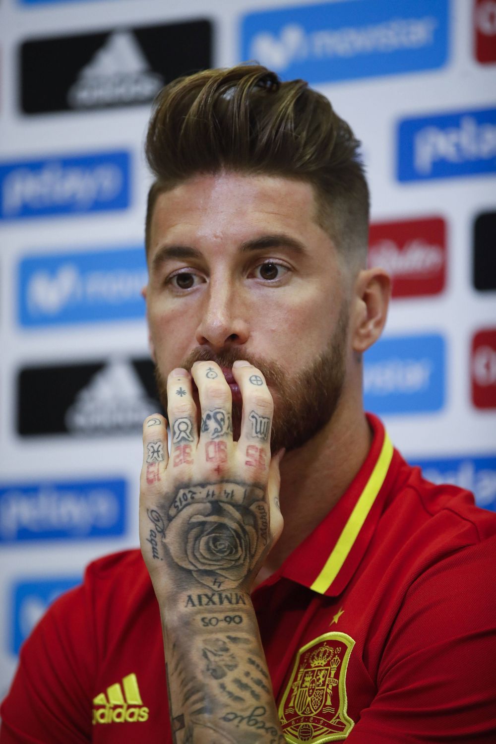 Sergio Ramos s-a retras din națională. Imagini de colecție cu fostul căpitan al Spaniei_25