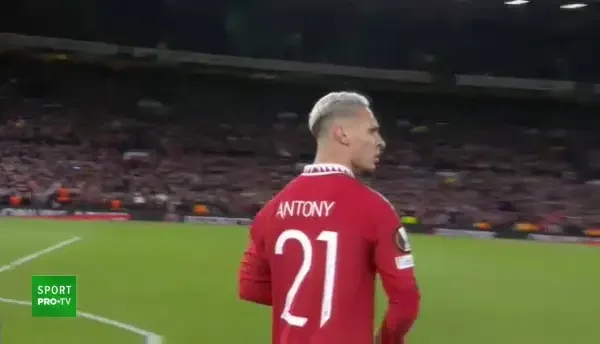 Gestul făcut de Lewandowski după Manchester United - Barcelona 2-1 (24/02/2023)