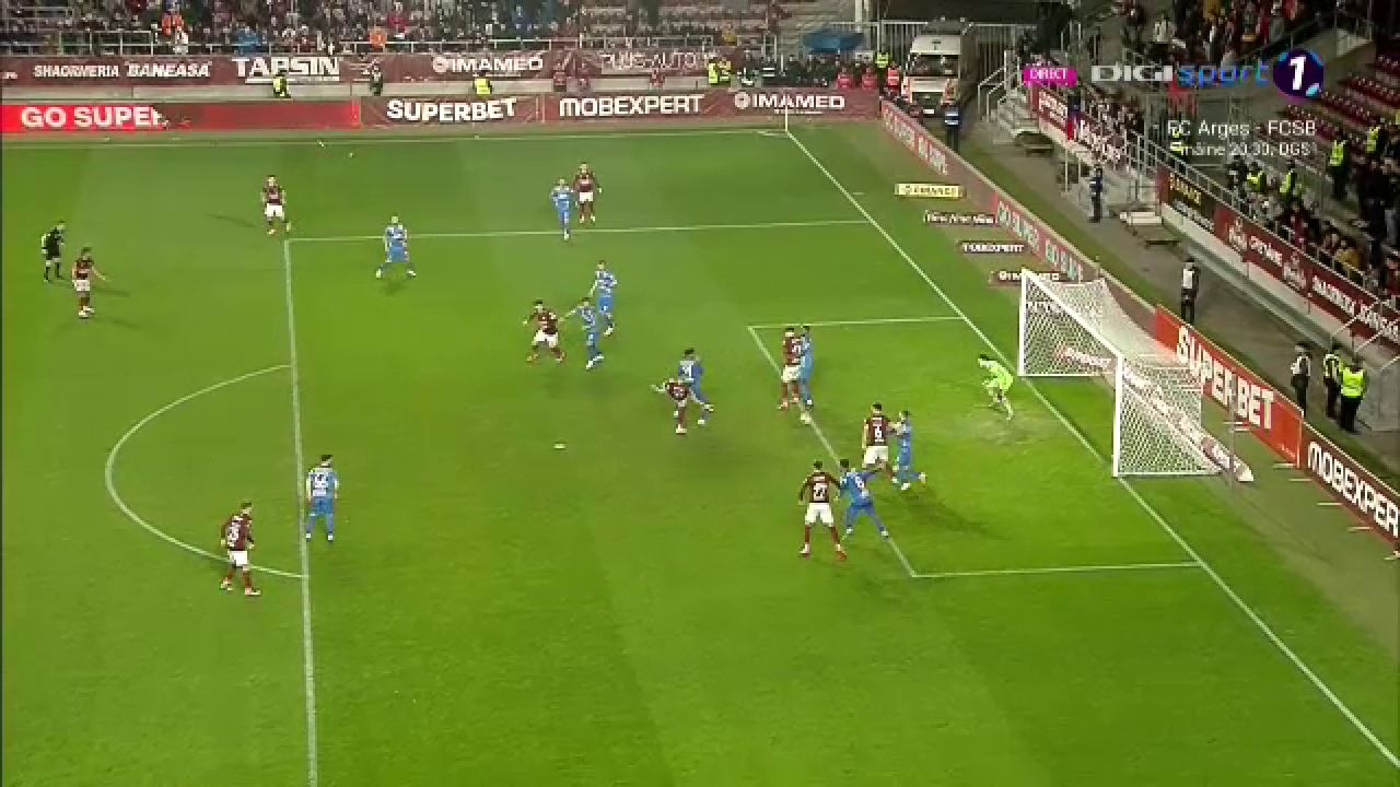 „A fost întrebat: 'Faci refacere după meci sau mergi acasă?'” Mihai Stoica, ironic la adresa arbitrului după Rapid - Chindia: „De ce să dai penalty?”_2