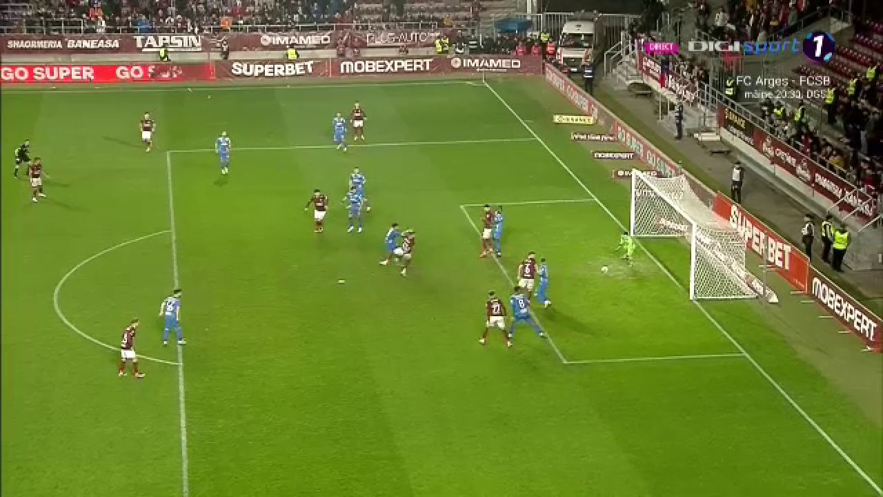 „A fost întrebat: 'Faci refacere după meci sau mergi acasă?'” Mihai Stoica, ironic la adresa arbitrului după Rapid - Chindia: „De ce să dai penalty?”_3
