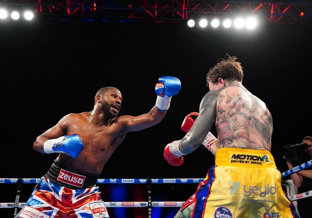 Dezastru la primul meci al lui Mayweather în Marea Britanie! Ce s-a întâmplat în duelul cu Chalmers: „Nu e ieftin să ai avioane private și 42 de case!” _4