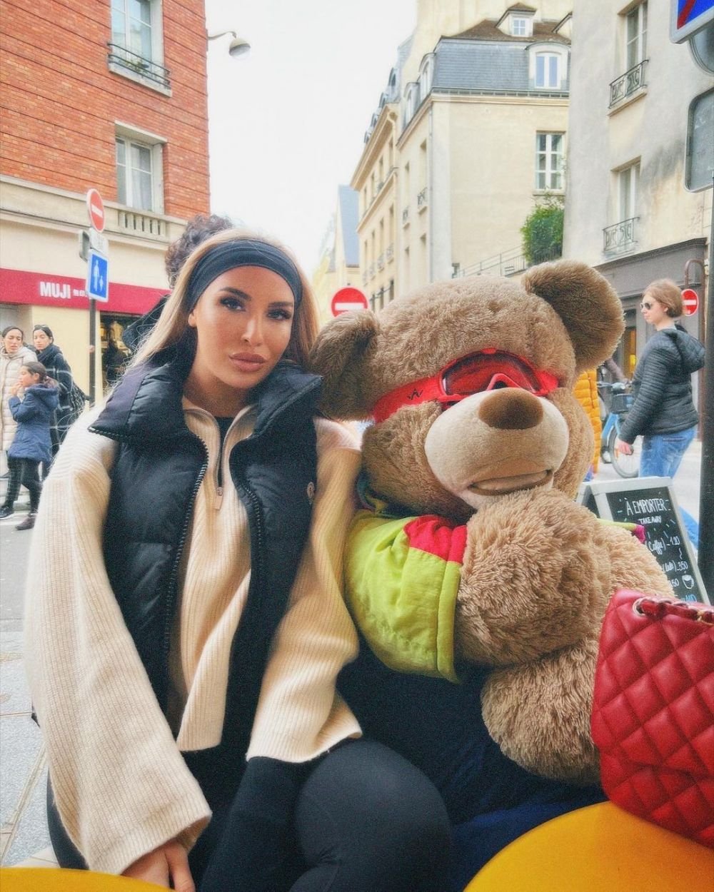 Anamaria Prodan bunică?! Ce a spus Sarah Dumitrescu, fiica cea mică a agentului _37