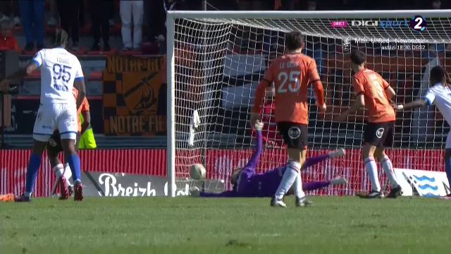 Ionuț Radu, ”eroul” lui Auxerre în meciul cu Lorient! Paradă superbă pentru portarul român în prelungiri_3