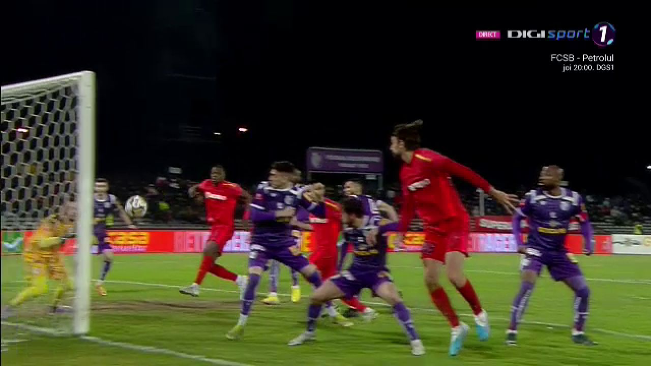 Gafă incredibilă a lui Straton! A luat gol dintr-o poziție imposibilă. Șut pune capăt hegemoniei lui Malcom Edjouma la FCSB_6