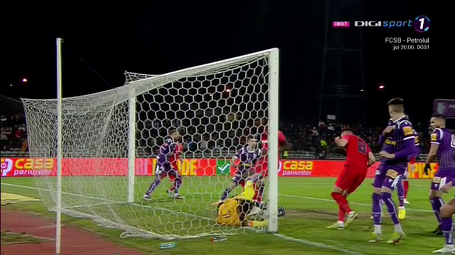 Gafă incredibilă a lui Straton! A luat gol dintr-o poziție imposibilă. Șut pune capăt hegemoniei lui Malcom Edjouma la FCSB_13