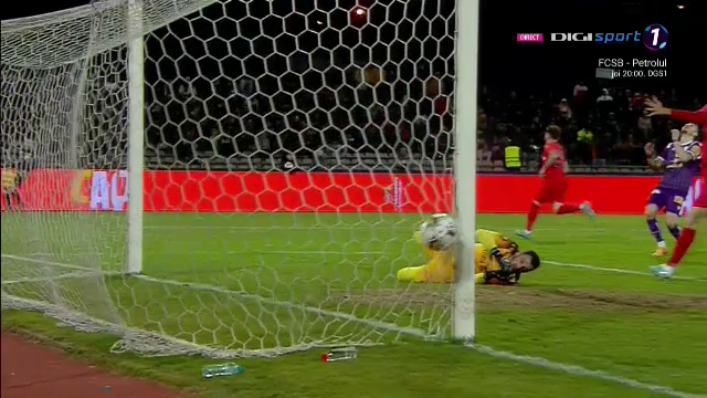 Zis și făcut! Sorescu, primul gol pentru FCSB după doar nouă minute ca mijlocaș dreapta_18