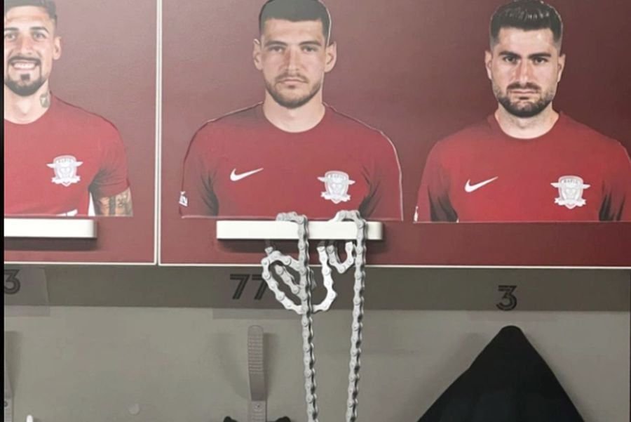 Voie bună la Rapid după calificarea matematică în playoff! Gluma de care a avut parte omul care s-a făcut de râs cu Chindia_2
