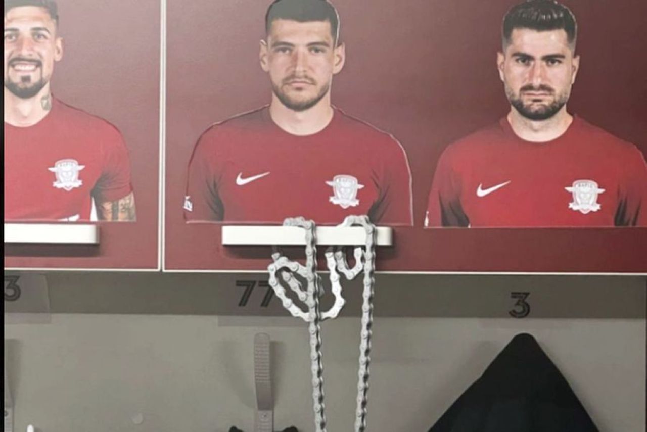 Voie bună la Rapid după calificarea matematică în playoff! Gluma de care a avut parte omul care s-a făcut de râs cu Chindia_2
