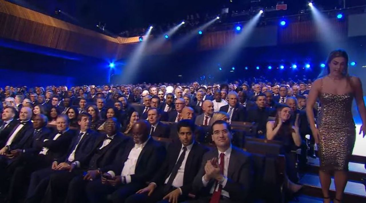 Răzvan Burleanu, în primul rând la gala FIFA The Best. Președintele FRF a stat lângă nume grele din fotbal_8