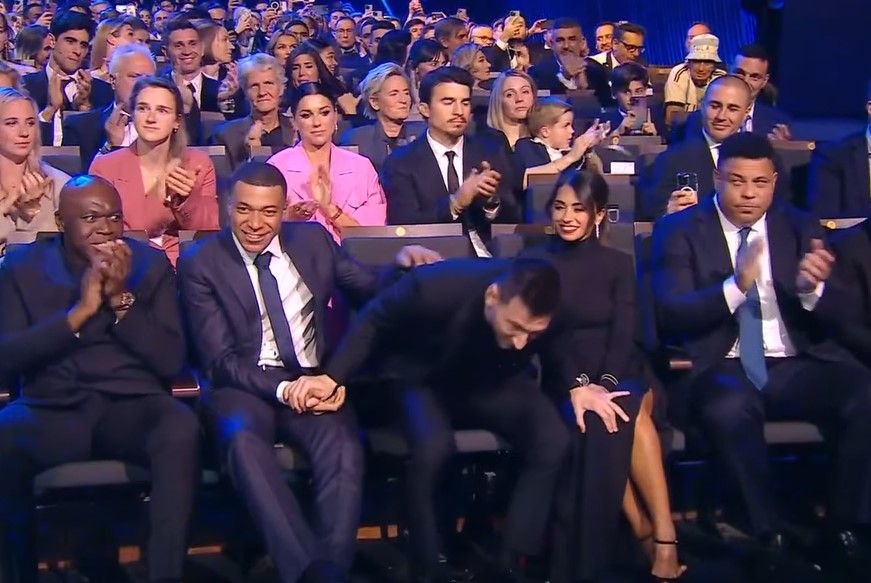 Cum a reacționat Kylian Mbappe după ce Lionel Messi a fost desemnat The Best la gala FIFA_5