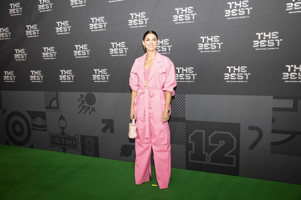 Ele au fost 'The Best' pe covorul roșu! Cele mai spectaculoase apariții de la gala din Paris: de la Antonela Roccuzzo până la Adriana Lima _28
