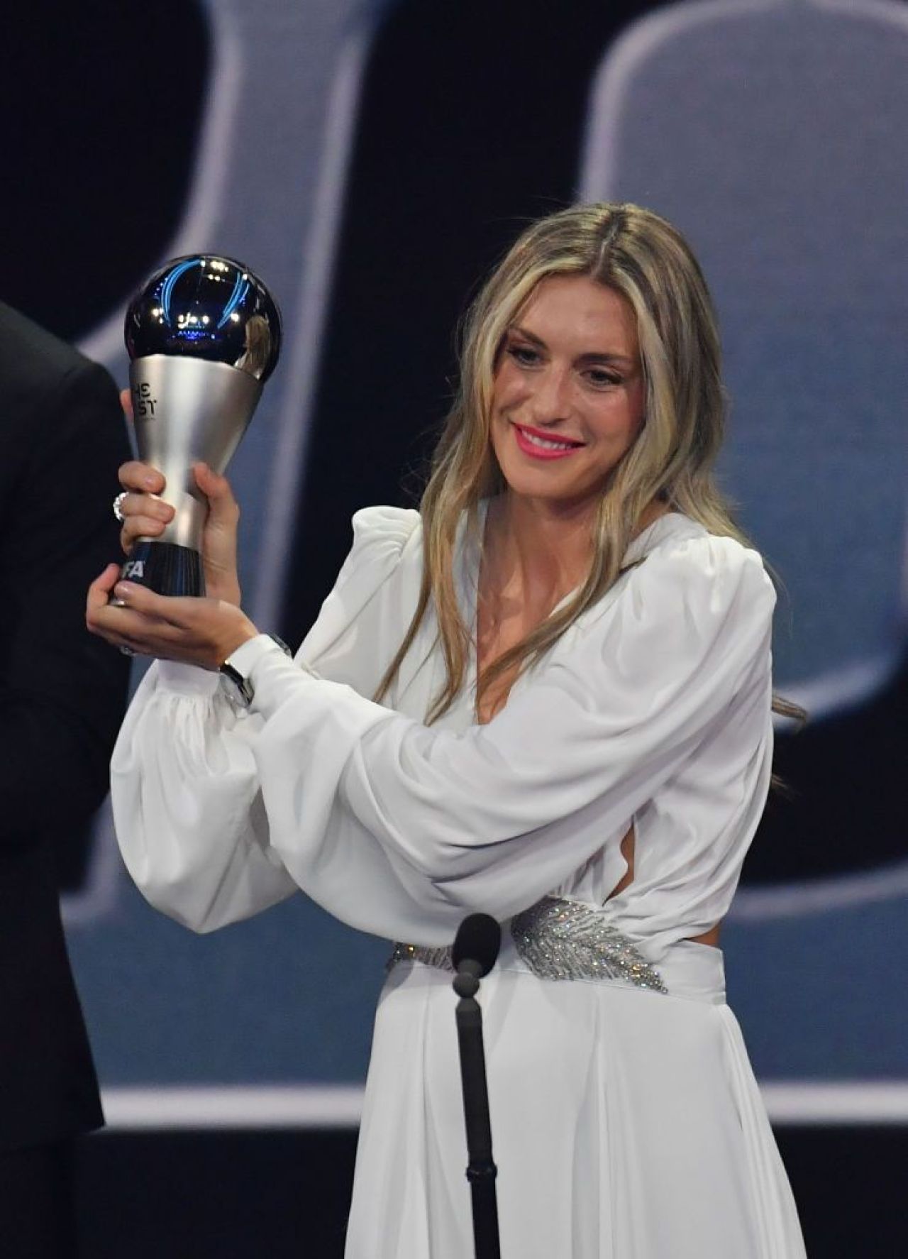 Ele au fost 'The Best' pe covorul roșu! Cele mai spectaculoase apariții de la gala din Paris: de la Antonela Roccuzzo până la Adriana Lima _34
