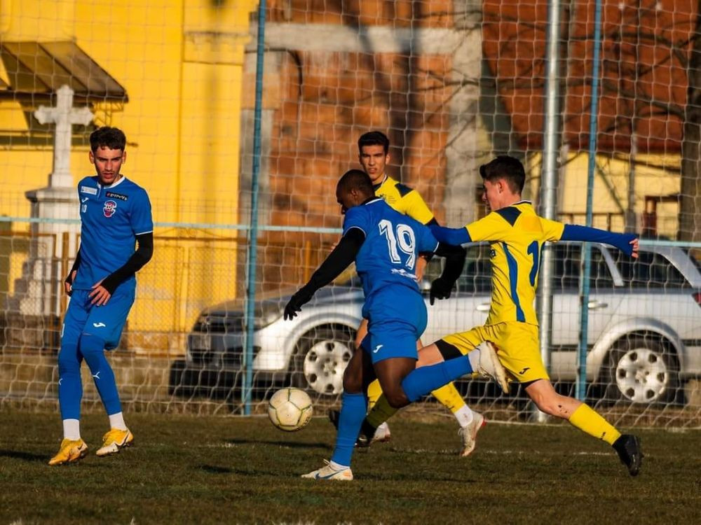 ”Edjouma de Ezeriș”! Echipa din Liga 3 care face transferuri cu nume: au semnat și Piquionne și Brathwaite_3