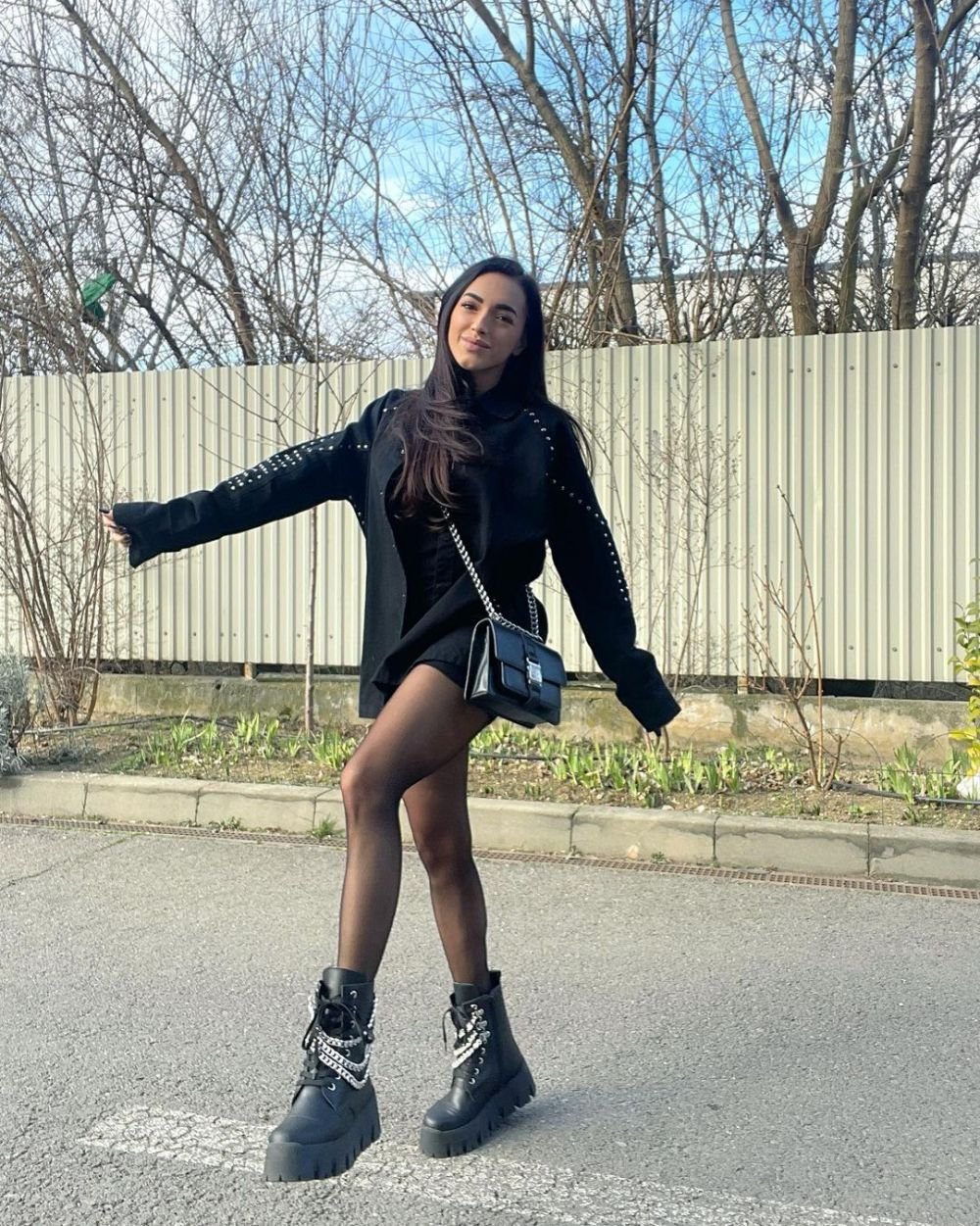 Larisa Iordache a dezvăluit pe ce cheltuie cei 14.000 de lei încasați ca rentă viageră: „Plăcerile sufletului meu!” _46