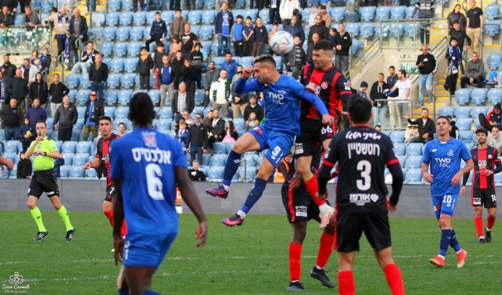 Campionatul în care mai mult de jumătate dintre echipe poartă același nume! Atacantul cu un gol într-un an în România se luptă pentru titlul de golgheter_2
