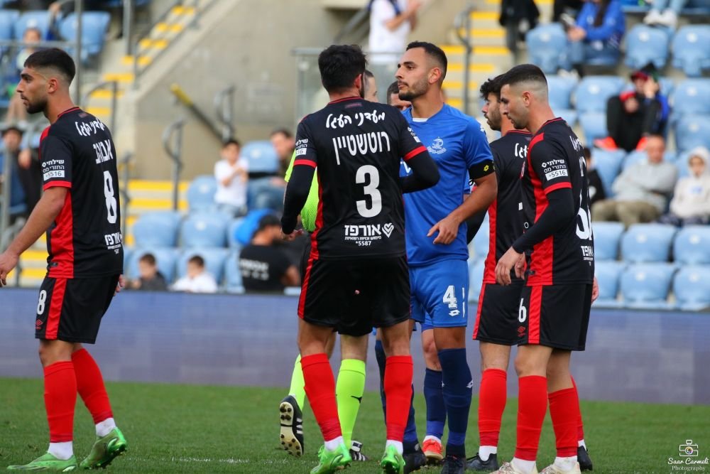 Campionatul în care mai mult de jumătate dintre echipe poartă același nume! Atacantul cu un gol într-un an în România se luptă pentru titlul de golgheter_7