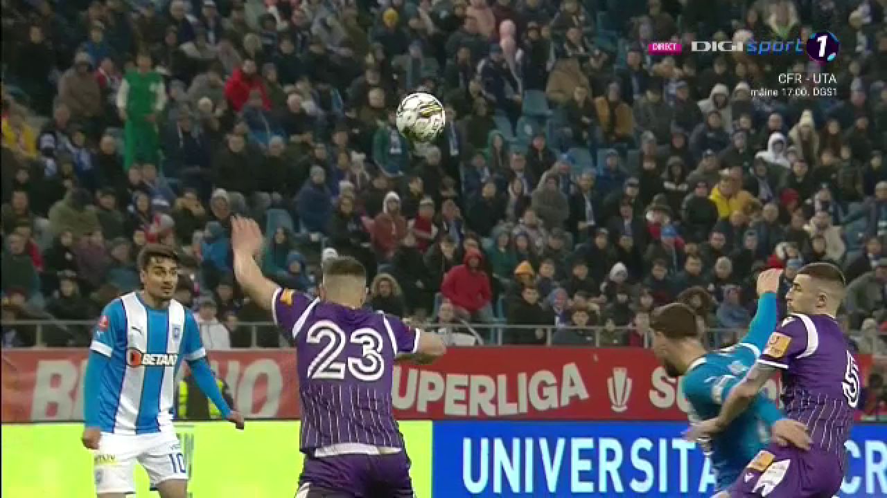 Ce a fost în capul lui?! Hențul penibil comis de Tofan în Universitatea Craiova - FC Argeș_5