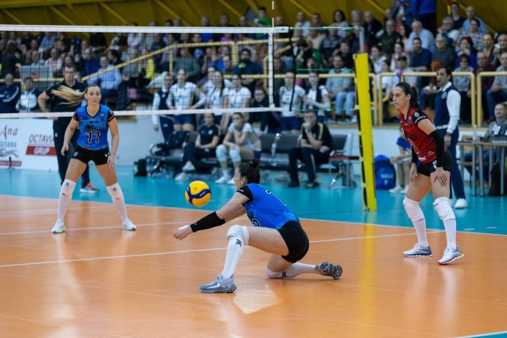 CSM Lugoj s-a calificat în finala Cupei Challenge! Echipa de volei se află la cel mai bun sezon din istorie_7