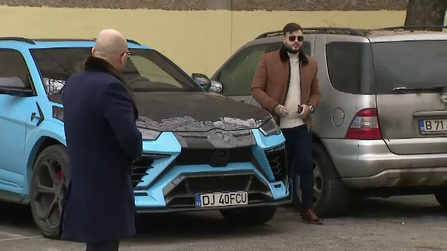 Familia Mititelu, apariție care îți 'taie respirația' la sediul LPF. Bolidul de lux din care au coborât cei doi_74