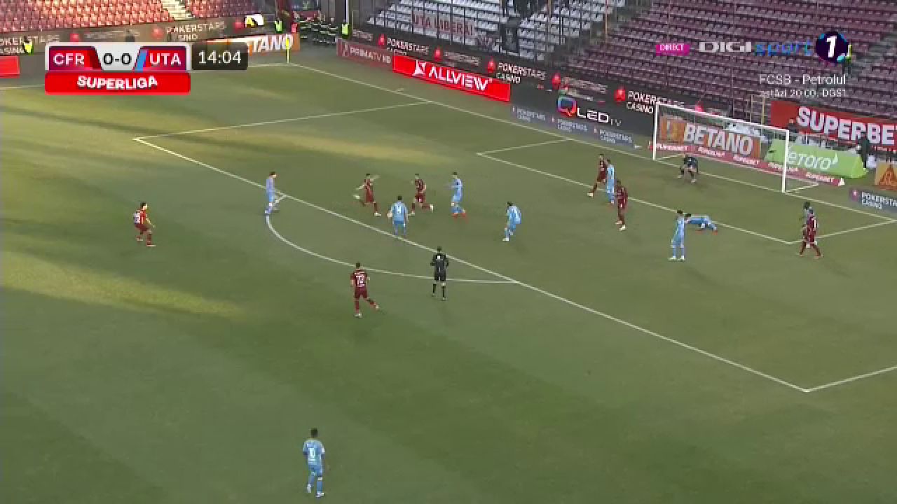 CFR Cluj - UTA Arad 2-1! Ardelenii s-au impus în Gruia cu un om în minus_3