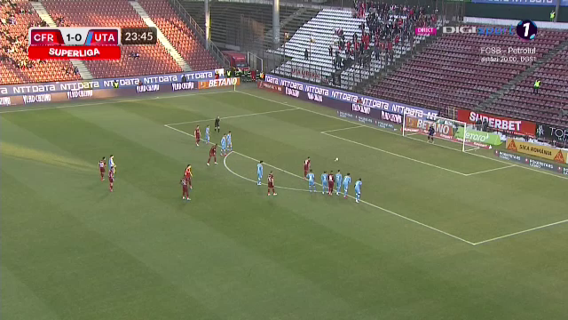 Ce a putut să strige crainicul stadionului după ce Ciprian Deac a irosit un penalty în CFR - UTA_9