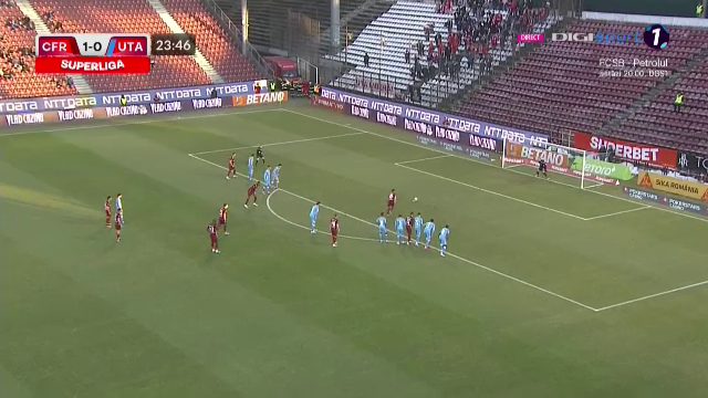 Ce a putut să strige crainicul stadionului după ce Ciprian Deac a irosit un penalty în CFR - UTA_15