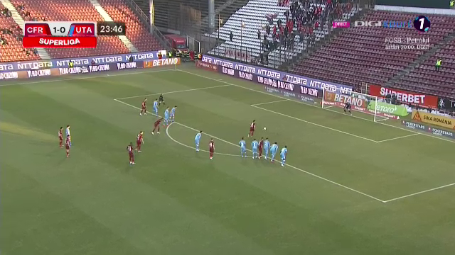 Ce a putut să strige crainicul stadionului după ce Ciprian Deac a irosit un penalty în CFR - UTA_16